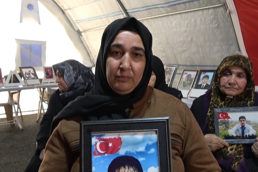 Diyarbakır annelerinden Tokay: “Aileler, evlatlarının yolunu gözlüyor”