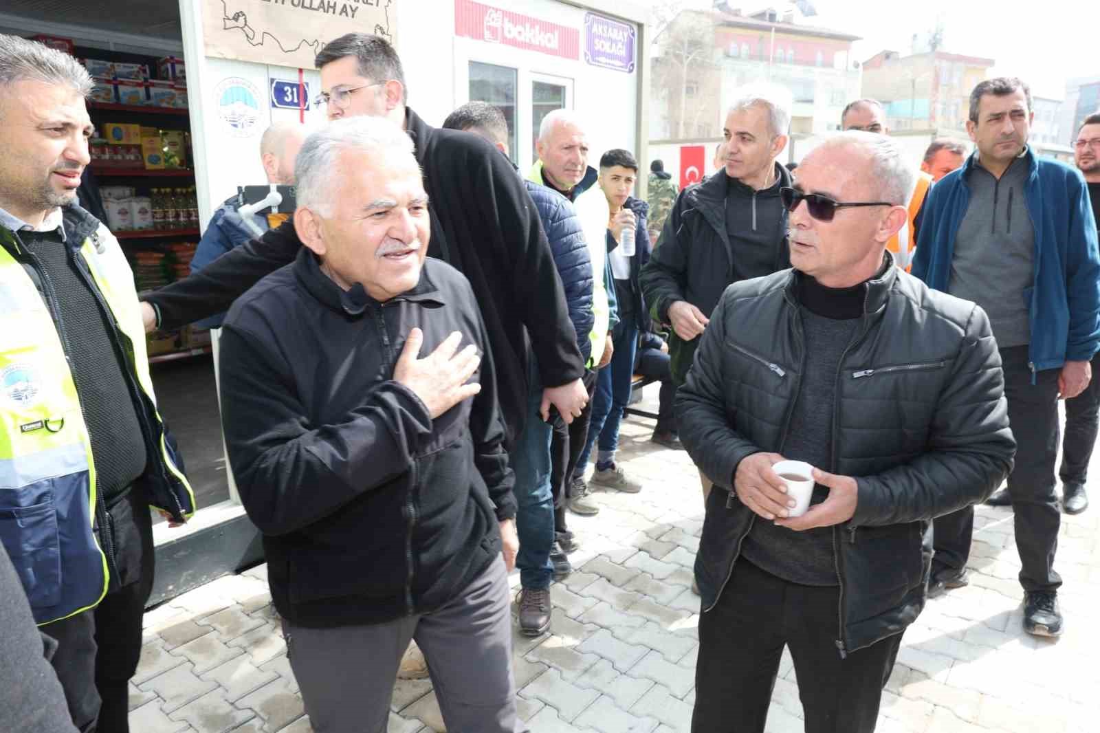 Elbistan’dan Kayseri’ye "çarşı" teşekkürü Elbistan’dan Kayseri’ye "çarşı" teşekkürü