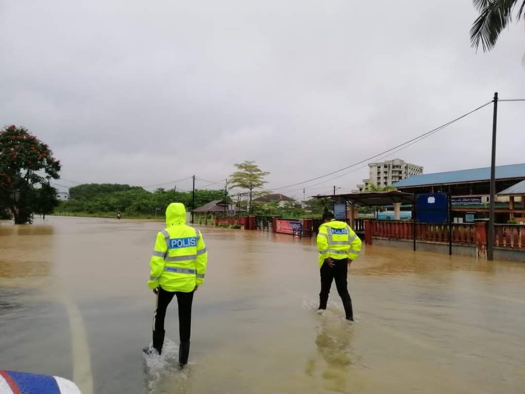 Malezya’da şiddetli yağış: 1 ölü