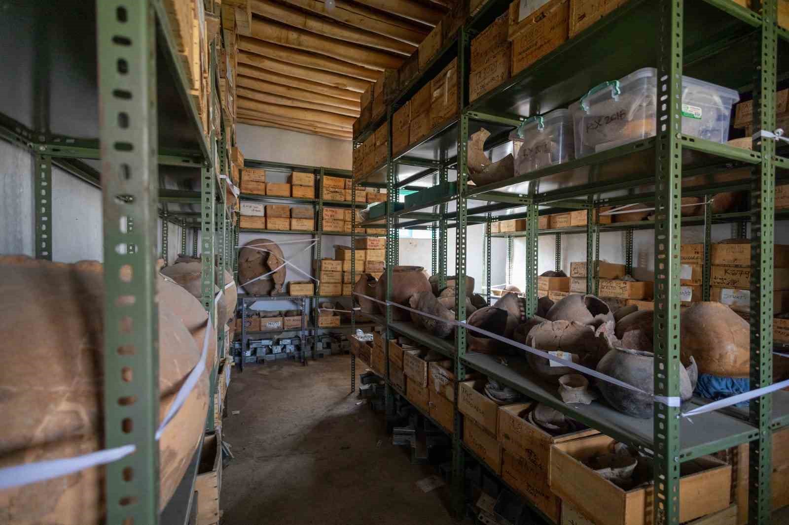 Prof. Dr. Retselli: “Arslantepe Höyüğü’nde hasar yok”