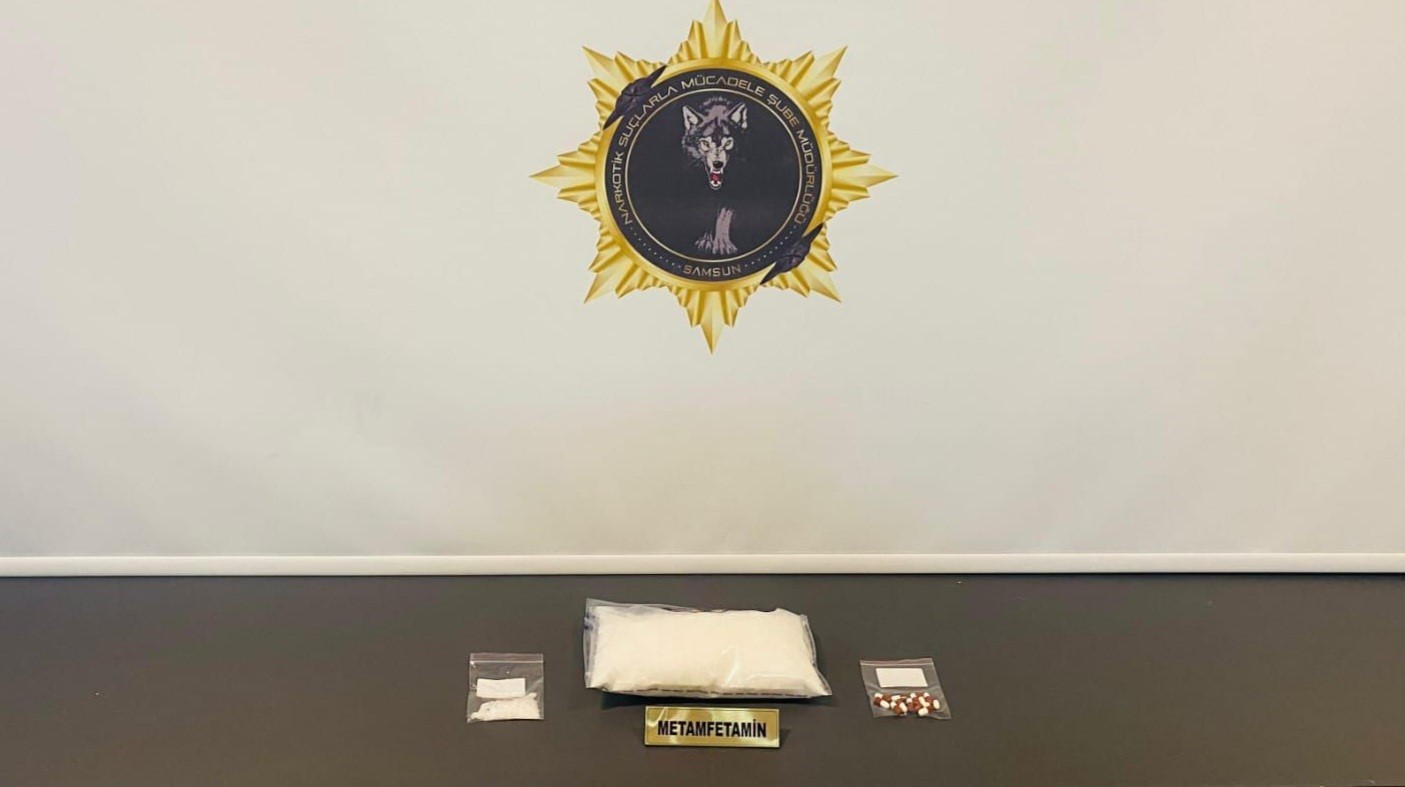 Samsun’da 1 kilo metamfetamin ele geçirildi Samsun’da 1 kilo metamfetamin ele geçirildi