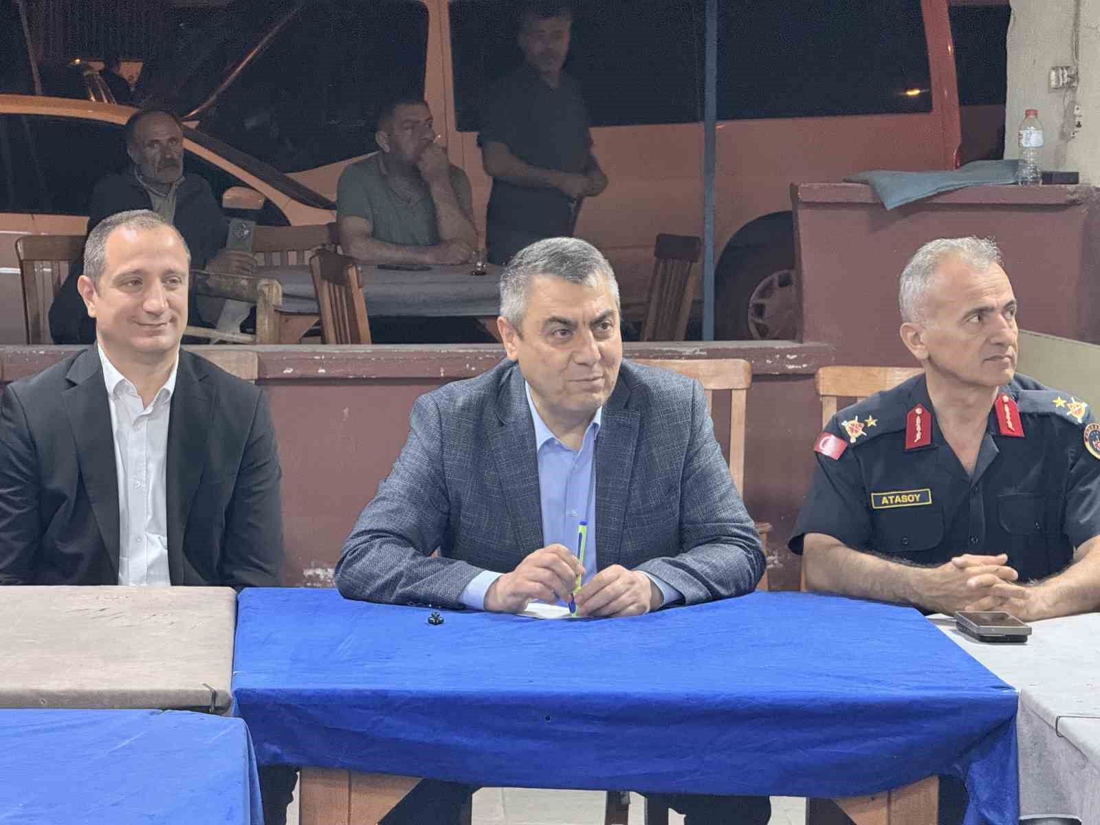 Vali Toros Tarsus’ta gönüllere dokundu